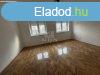 Elad laks Mohcs, 	Mohcs jvros