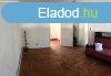 Hajdsmson,Tiszti laktelep,67 m2-es,2 szobs,FELJTAND,t