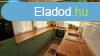 Elad 71 nm-es Feljtott Panellaks Nyregyhza szl utca