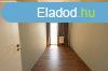 Elad Laks, Vrpalota 39.990.000 Ft