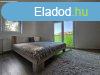 Kiad 44 nm-es Feljtott Tglalaks Pcs Belvros 