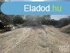 Elad ipari terlet Mak!