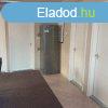Elad tgas csaldi hz zlethelyisggel Sifok szvben.