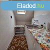 Elad Balatonszabadiban KT GENERCIS CSALDI HZ kerttel, 
