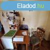 MEZKOMROMBAN a Si szomszdsgban csaldi hz, nagy kertt