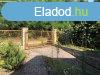 Elad 67 nm-es Csaldi hz Dlegyhza