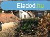 Hvzen 1.004 m2-es telken 3 szobs csaldi hz elad