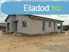 Elad 110 nm-es j pts Csaldi hz Hajdsmson Zldfa ut