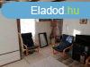 Elad Kisbraptiban csaldi hz