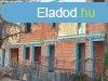 Elad  rd, 	Parkvrosban