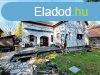 Elad csaldi hz Szigetmonostor, 	Horny Duna part