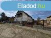 Elad csaldi hz Bcsalms, 	Alkotmny utca