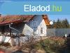 Elad csaldi hz csa, 	5-s t mellett