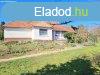 Elad csaldi hz Csatr, 	Zskutcja