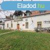 Elad csaldi hz Csonkahegyht, 	Klnleges hz a zalai dom