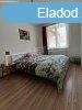 Elad ikerhz Csmr, 	Nap utca