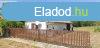 Elad csaldi hz Ptka, 	Kzpontban