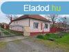 Elad csaldi hz Hajdnns, 	Sos Gbor