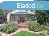 Elad csaldi hz Gdll, 	Nyrfa utca