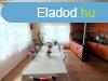 Elad 180 nm-es Csaldi hz rd F utca 
