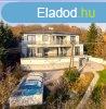 Luxus hz, kiltssal a Balatonra!