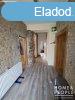 jszentivni csaldi hz csendes helyen elad!