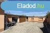 Elad 230 nm-es Feljtott Csaldi hz Mak