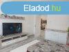 Elad feljtott hz, Izskon