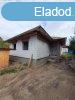 Elad 100m2-es Csaldi hz, Erdkertes