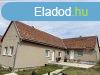 Elad 100m2-es Csaldi hz, Valk