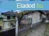 Elad csaldi hz Fegyvernek futcjn!