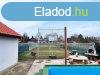 Levli hz egyedi stlusban teniszplyval s sportol?