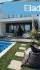 Modern, fiatalos, medencs, BALATONI panorms ikerhzi lak