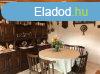Eladó 120 nm-es Felújított Családi ház Pécs Mecsekoldal/Szkó