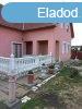 Elad 172 nm-es Feljtott Csaldi hz Pcs Szabolcs 