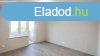 Feljtott, 40 m-es tglapts laks elad, 1+1 szoba, a 