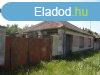 Elad 100 nm-es Feljtand Csaldi hz Madaras Honvd utca 