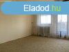 Elad 108 nm-es Kzepes llapot Ikerhz Debrecen Rzsstele