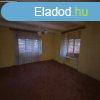 Monor kzpontban feljtand, bontand hz 1005 m2 tel