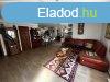 Elad Sifok-Kiliti vrosrszben egy 100 m2-es, nagy nappali
