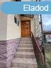 Elad csaldi hz Tar kzsgben