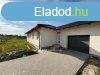 Elad 112 nm-es j pts Ikerhz Szigetcsp Csaldi hzas 