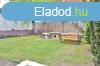 Debrecen vros rszn elad egy 4 szobs sorhz, szutern+f